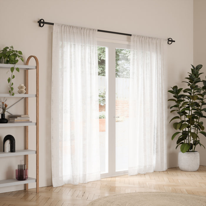 Umbra Ringlet Matte Black Expandable 1\" Curtain Rod - 42\"-120\" 