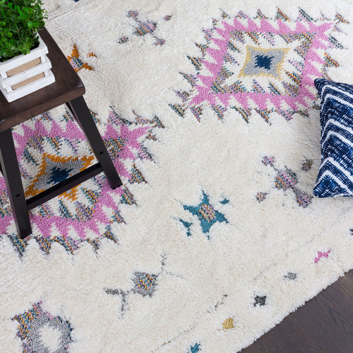Lola Diamond Shag Area Rug - 2'7\" x 8'
