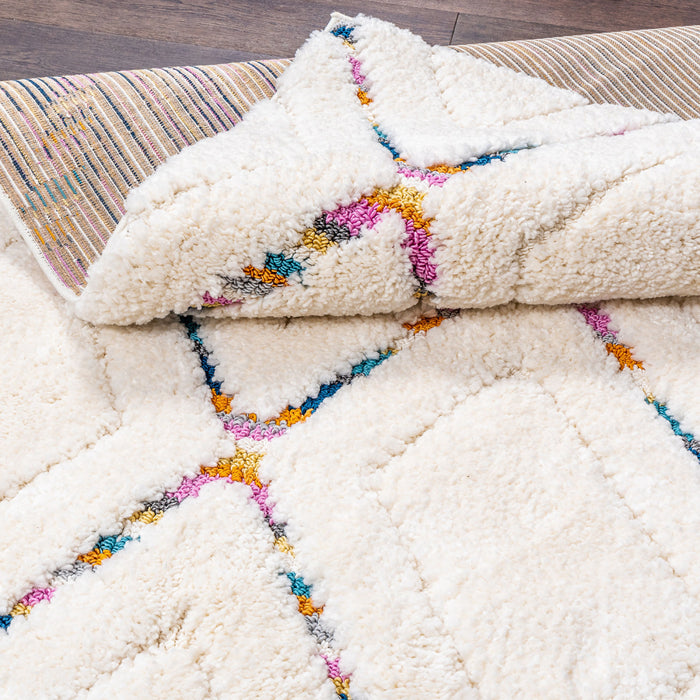 Lola Lattice Large Shag Area Rug - 2'7\" x 8'