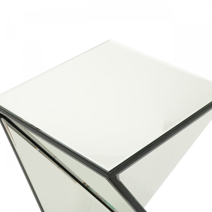 Molly Light-reflecting Design Geometric Mirrored Accent Side Table With Glass And Engineered Wood, Silver