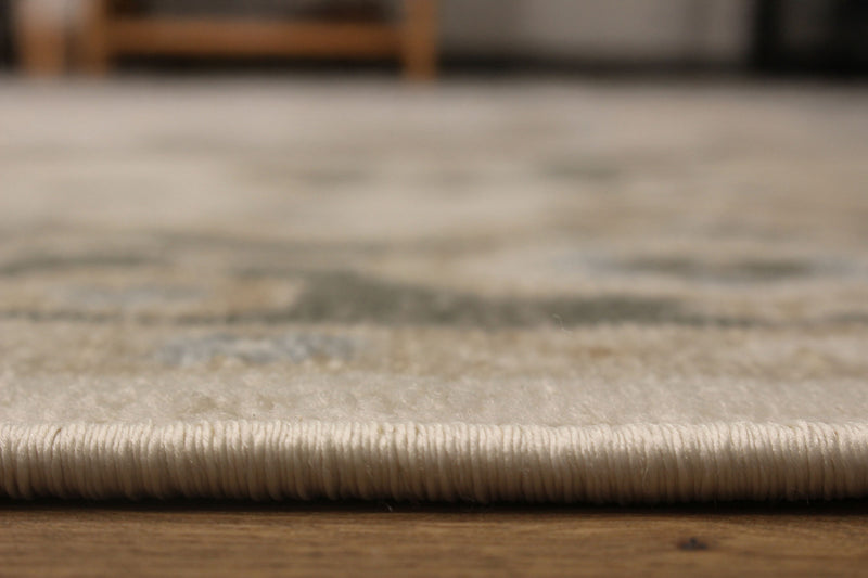 Gloria Ivory Area Rug - 5'0\" X 8'0\"   