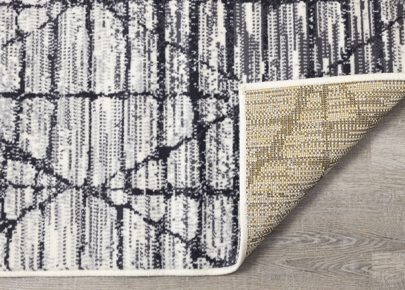 Florence Distressed Geometric Area Rug - 4'7\" x 6'7\"