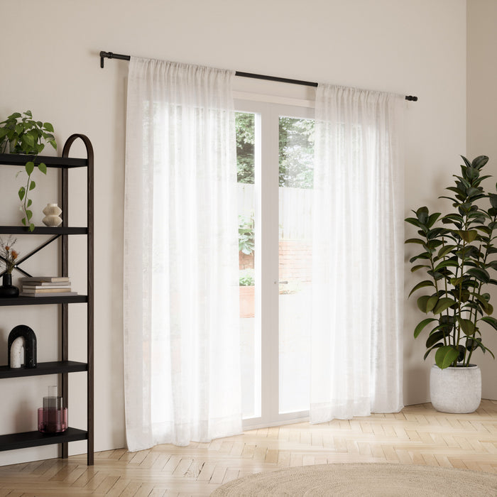 Umbra Cappa Matte Black Expandable 1\" Curtain Rod - 66\"-120\" 