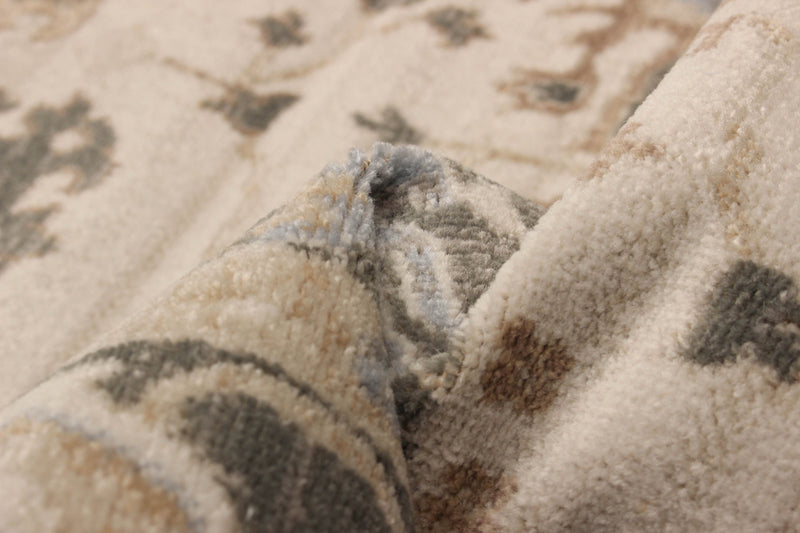 Gloria Ivory Area Rug - 8'0\" X 10'0\"  