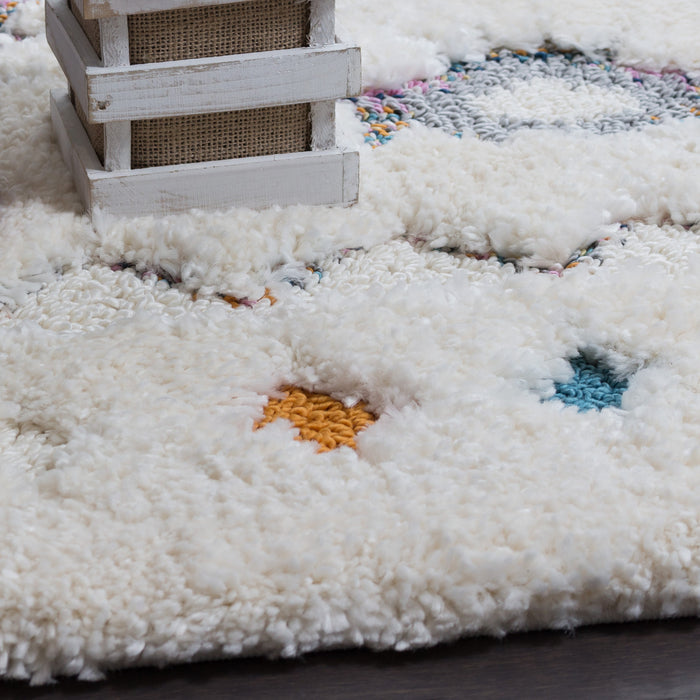 Lola Diamond Shag Area Rug - 2'7\" x 8'