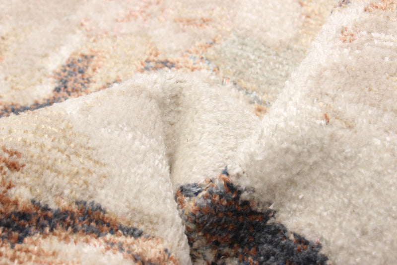 Rosette Ivory Area Rug - 5'0\" X 8'0\"  