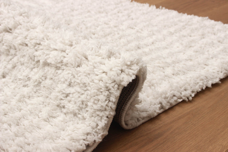 Briggs Ivory Area Rug - 5'0\" X 8'0\"  