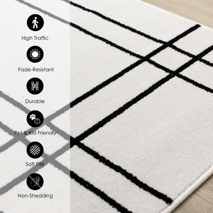 Covington Grey White Checkered Pattern Rug, 7'10\" x 10'6\" Indoor Area Rug