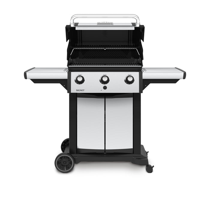 Broil King Signet™ Natural Gas Grill in Stainless Steel - 946857