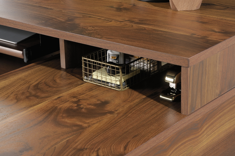 Clifford Place 59.06“ L -Shaped Desk with 5 Drawers – Grand Walnut