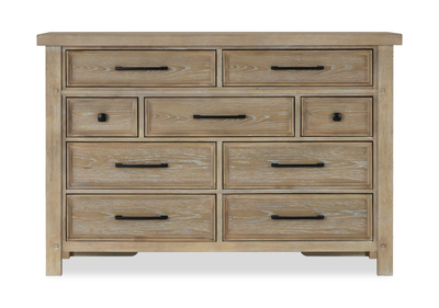 Sonoma Bedroom 9-Drawer Dresser, 62"W x 42"H - Light Brown | Commode Sonoma de 62 po (L) x 42 po (H) à 9 tiroirs pour la chambre à coucher - brun clair