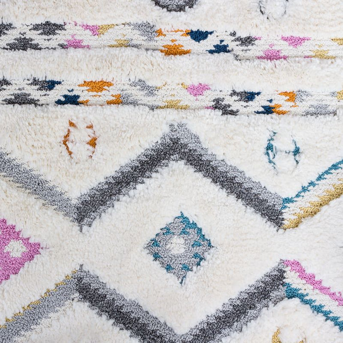 Lola Chevron 3x5 Area Rug