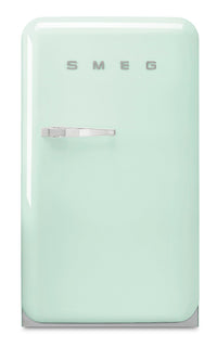 Smeg 4.31 Cu. Ft. Retro Compact Refrigerator - FAB10URPG3