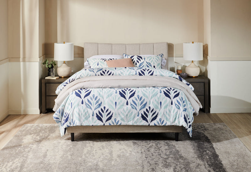 Kort & Co. Medallion 4-Piece Queen Comforter Set