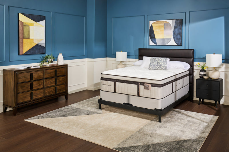 Stearns & Foster® Middlesbrough Luxury Eurotop King Mattress