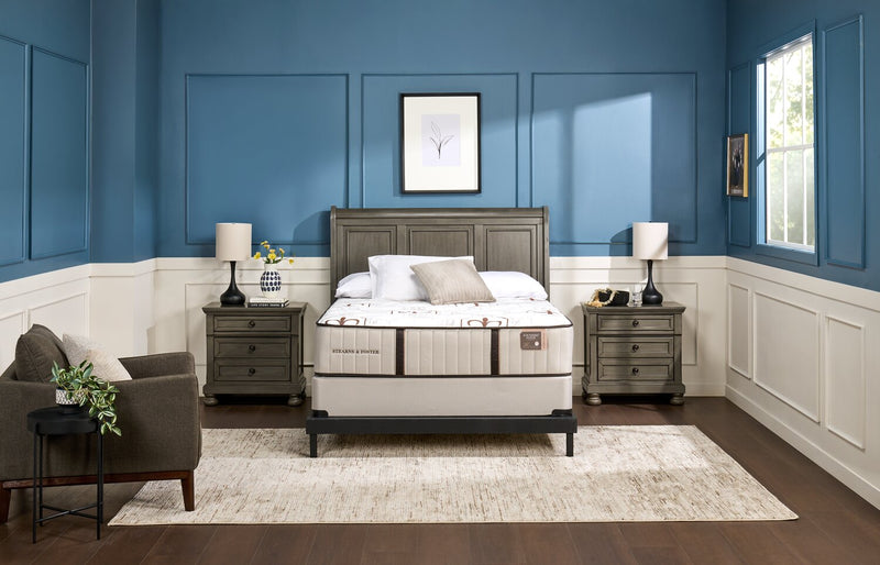 Stearns & Foster Queen Boxspring