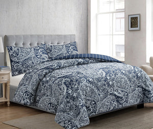 Lochlan 3-Piece Full/Queen Comforter Set - Navy and White