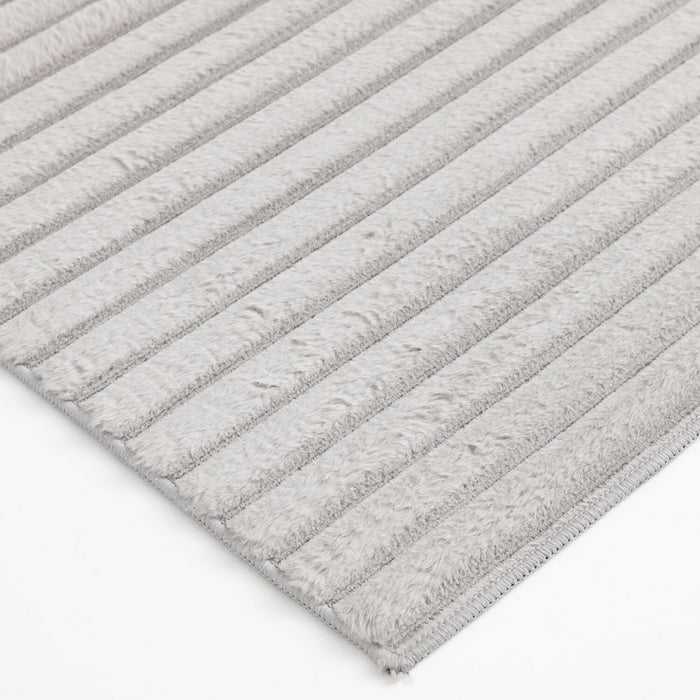 Channel Light Grey Area Rug - 7' x 10'