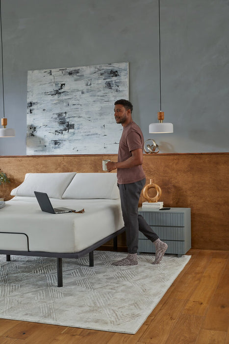 Baselogic Silver Queen Adjustable Base