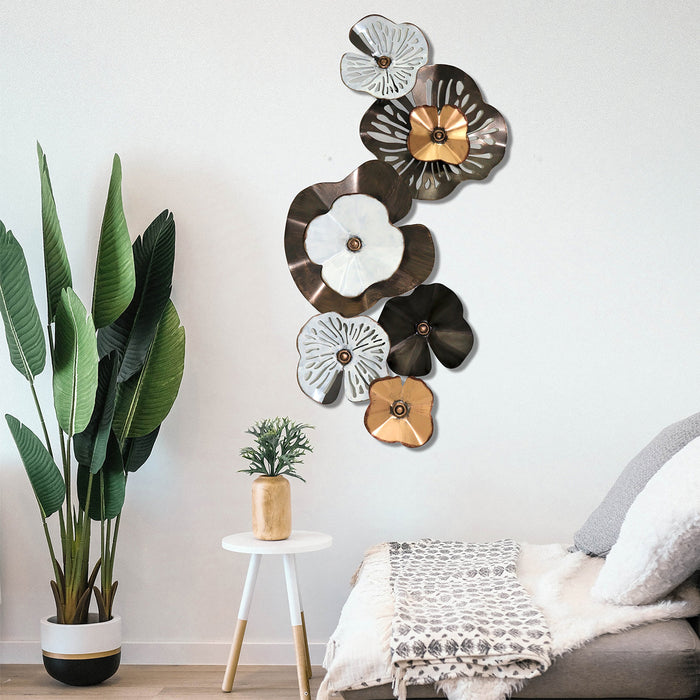 Black and Gold 33\" Metal Wall Decor