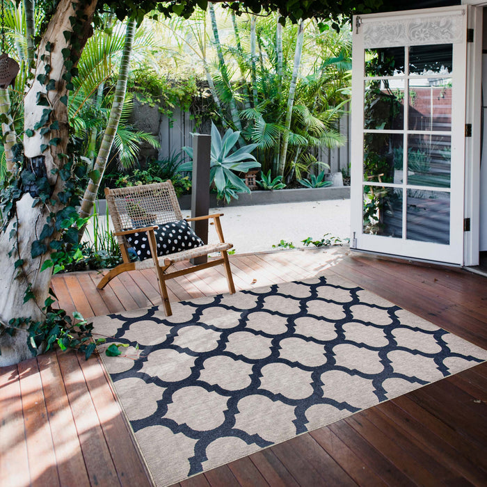  Sophie Grey-Navy Area Rug - 4'7\" x 6'7\"