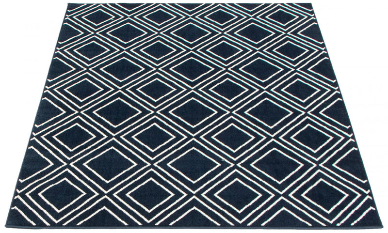 August Geod Navy-White 5'3\" x 7'3\" Area Rug