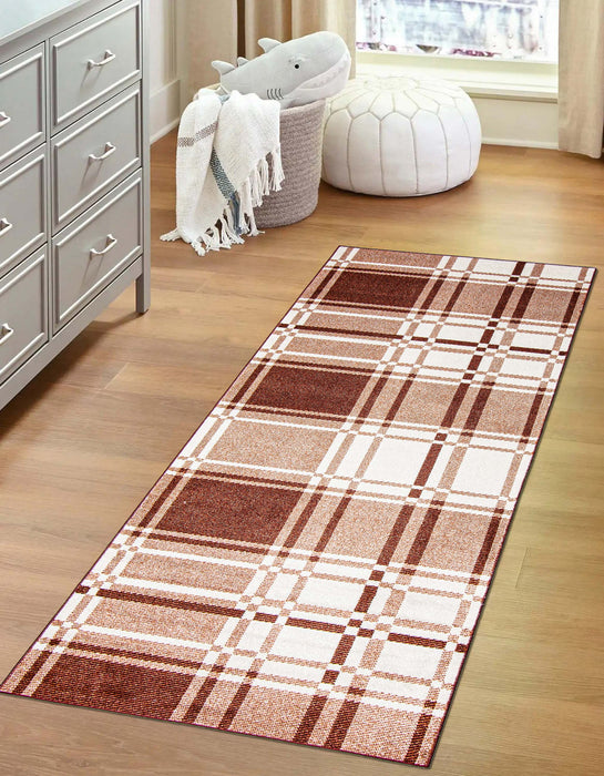 Roma Copper Machine Washable Area Rug - 2'6\" x 8'0\"