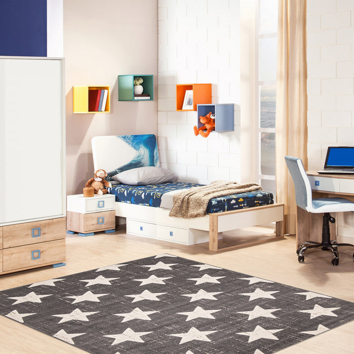 Ira Grey 5'3\" x 7'7\" Area Rug