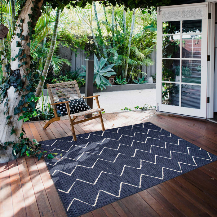 Kimi Blue 4'7\" x 6'7\" Area Rug
