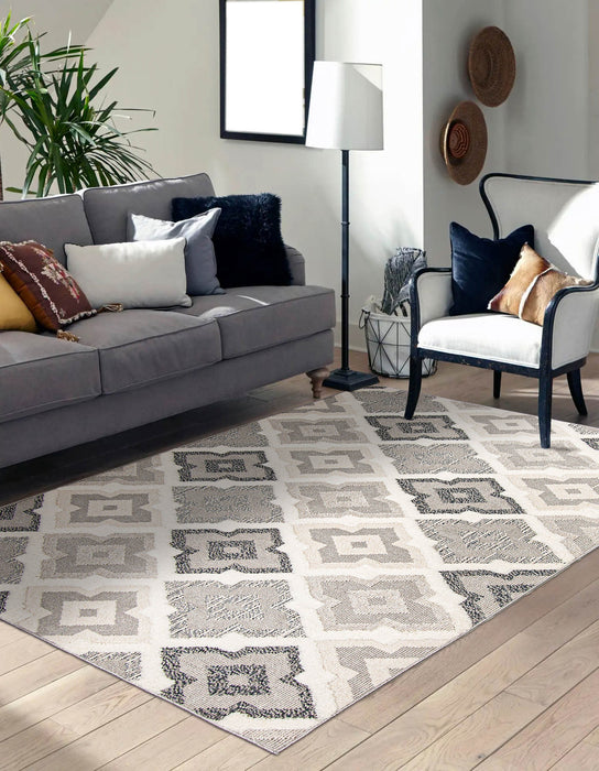 Alaqua Ivory Area Rug - 6'7\" x 9'6\"