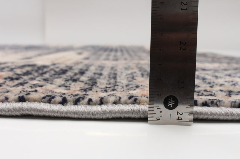 Abigail Grey 3'10\" x 6'0\" Area Rug