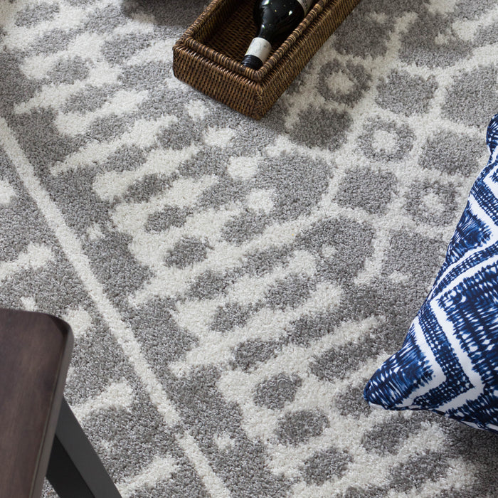 Lavan L Grey Mor 5x8 Area Rug