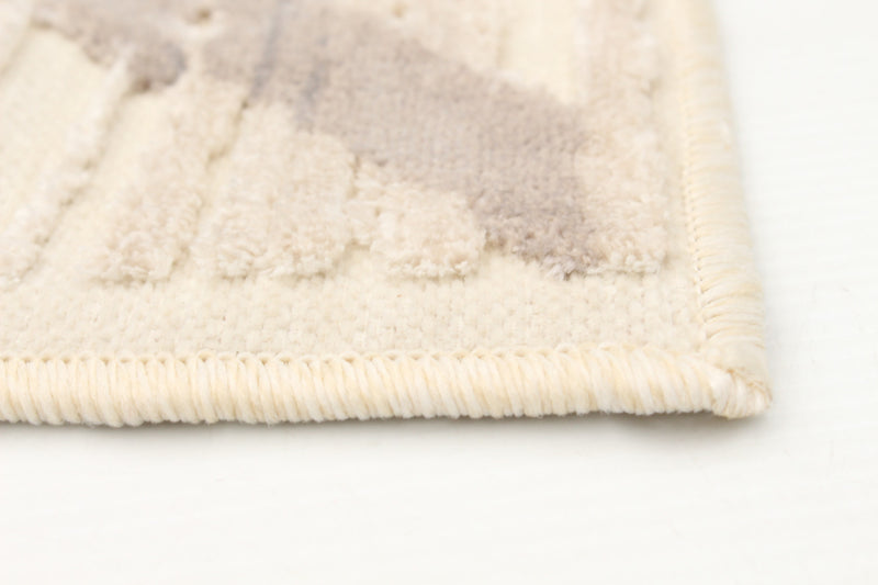 Kaden Ivory Area Rug - 6'3\" x 9'6\"