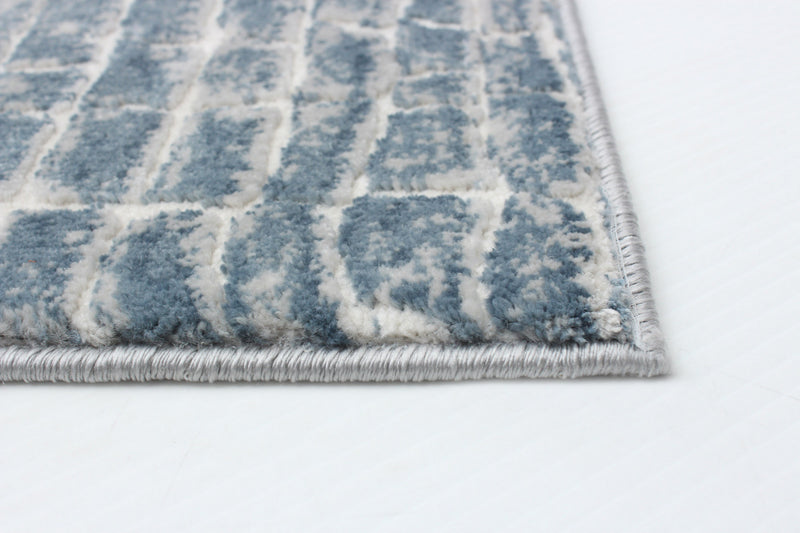Kecia Navy/cream Rug 5'3\" X 7'3\" Area Rug
