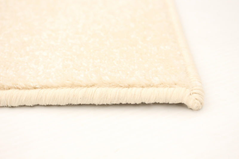 Faith Cream-Prol Area Rug - 5'3\" x 7'3\"