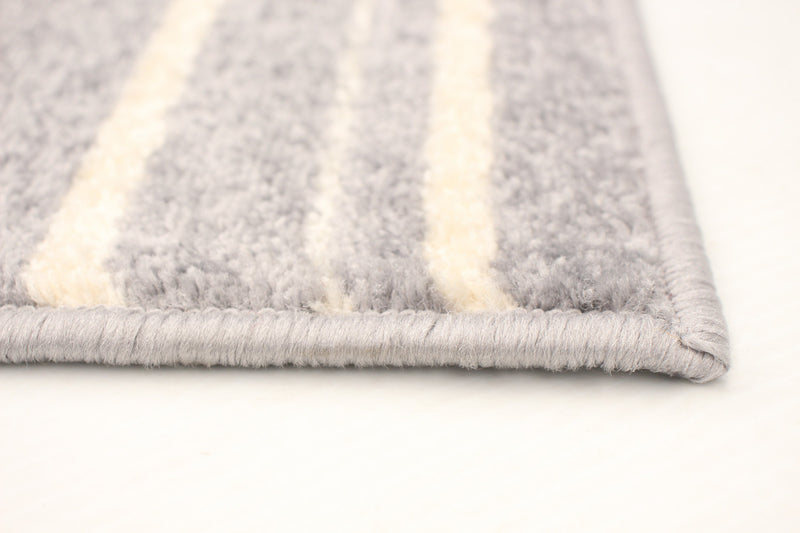 Faith Silver-Cream Area Rug - 3'11\" x 5'7\"