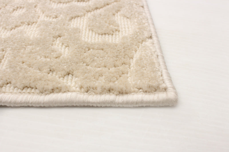 Caledonia Ivory 4'7\" x 6'7\" Area Rug