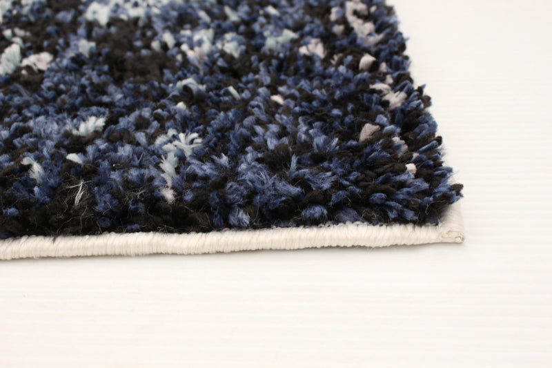 Makondo Classic Blue Area Rug - 6'7\" x 9'6\"