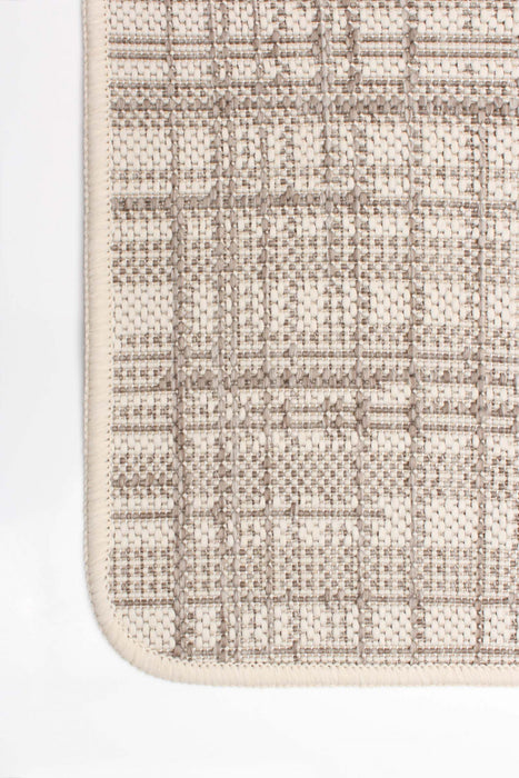 Panthea Ivory Area Rug - 2'2\" X 6'7\" 