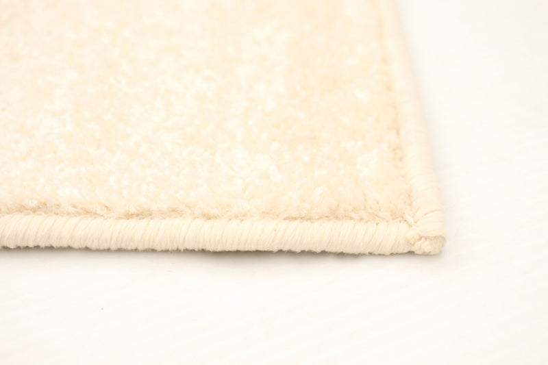 Faith Cream-Silver Area Rug - 5'3\" x 7'3\"