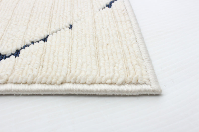 Kimi Blue-Ivory 2'8\" x 4'11\" Area Rug