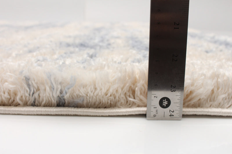 Kei Cream/Light Blue Area Rug - 6'7\" x 9'6\"