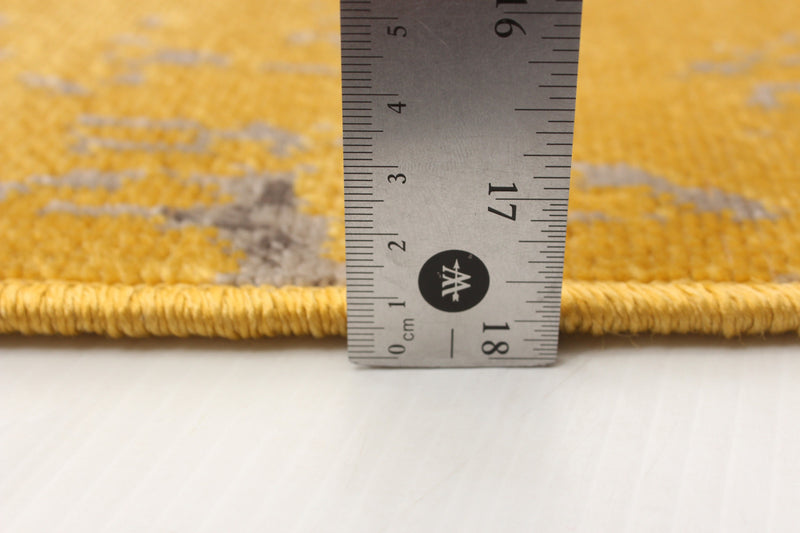 Mariam Yellow 6'7\" x 9'6\" Area Rug
