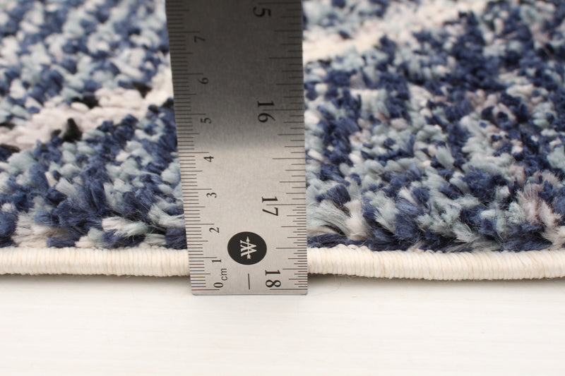 Makondo Abstract Blue Area Rug - 5'3\" x 7'3\"