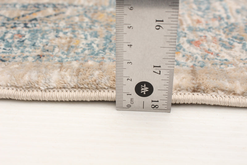Baina Heriz Beige Area Rug - 5'3\" x 6'7\"
