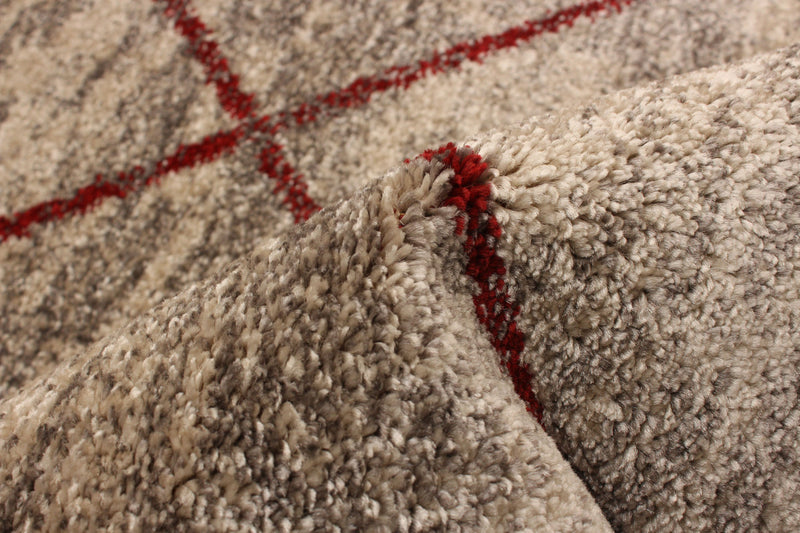 Grande Ivory/Red 7'10\" X 10'2\" Area Rug