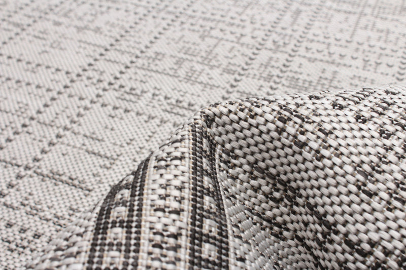 Joni Grey Area Rug - 3'3\" X 4'7\" 