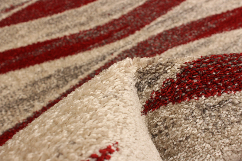 Arusha Ivory / Red 6'7\" x 9'6\" Area Rug