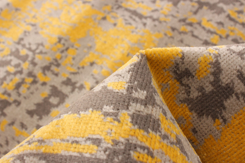 Mariam Yellow 6'7\" x 9'6\" Area Rug