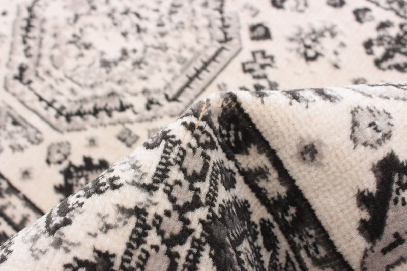 Jedda Grey 2'8\" x 4'11\" Area Rug